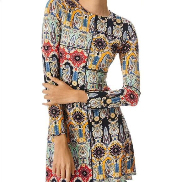 LAST CHANCE ALICE + OLIVIA DELORA DRESS - Picture 5 of 11